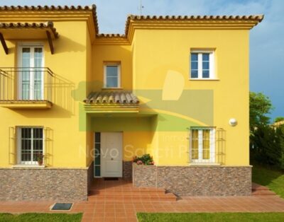 Chalet independiente en Villas de la Loma de Sancti Petri