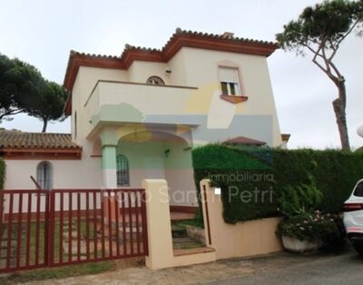 Pareado en Ribera del Golf I